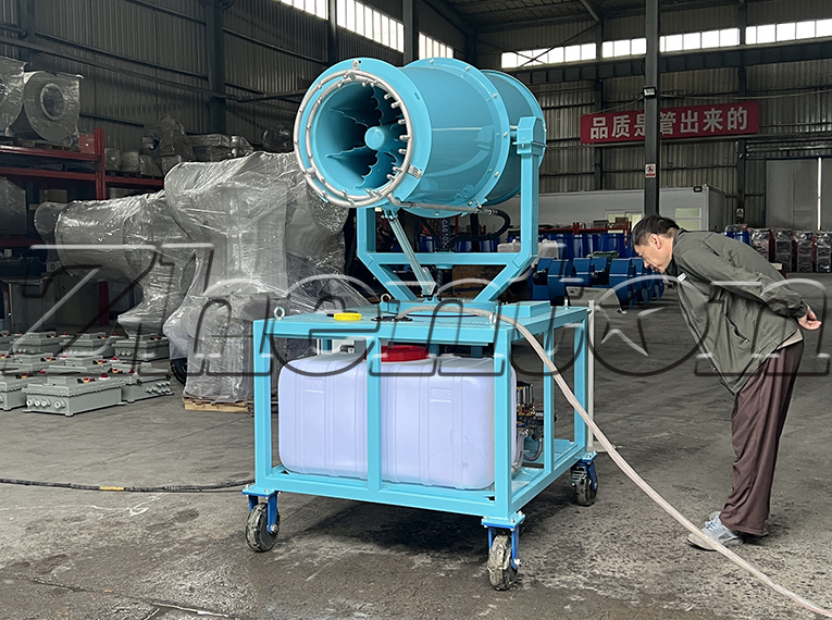 Which is More Suitable for Agricultural Use: Dust Fog Cannon or Air-Assisted Fog Cannon?